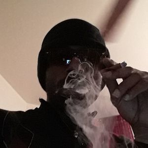 Meet your Posher, Larry